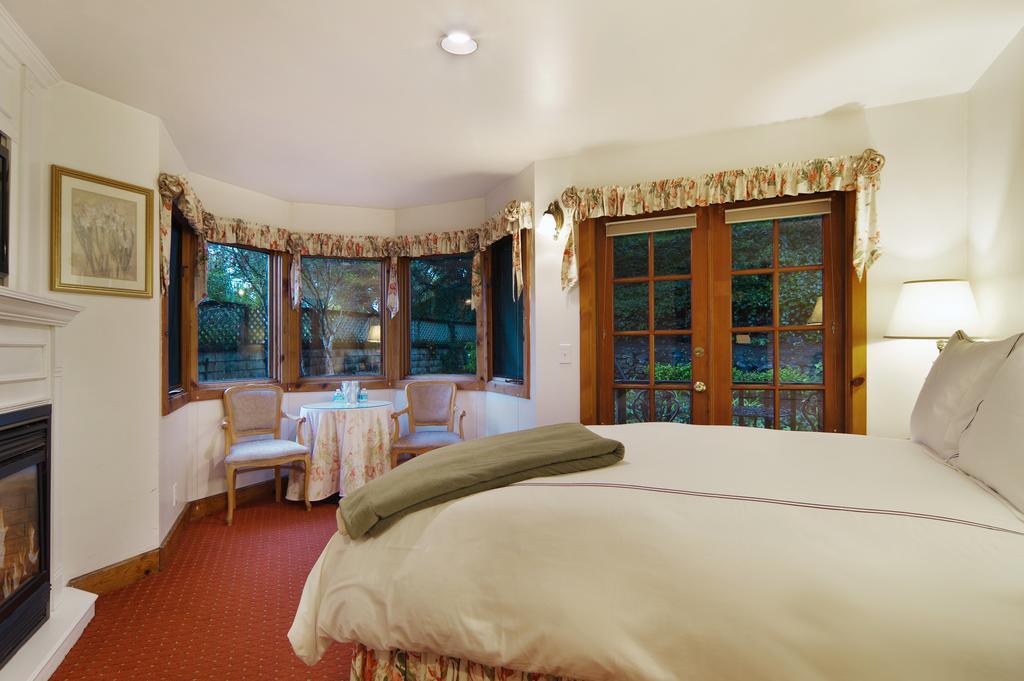The Babbling Brook Inn Santa Cruz Extérieur photo