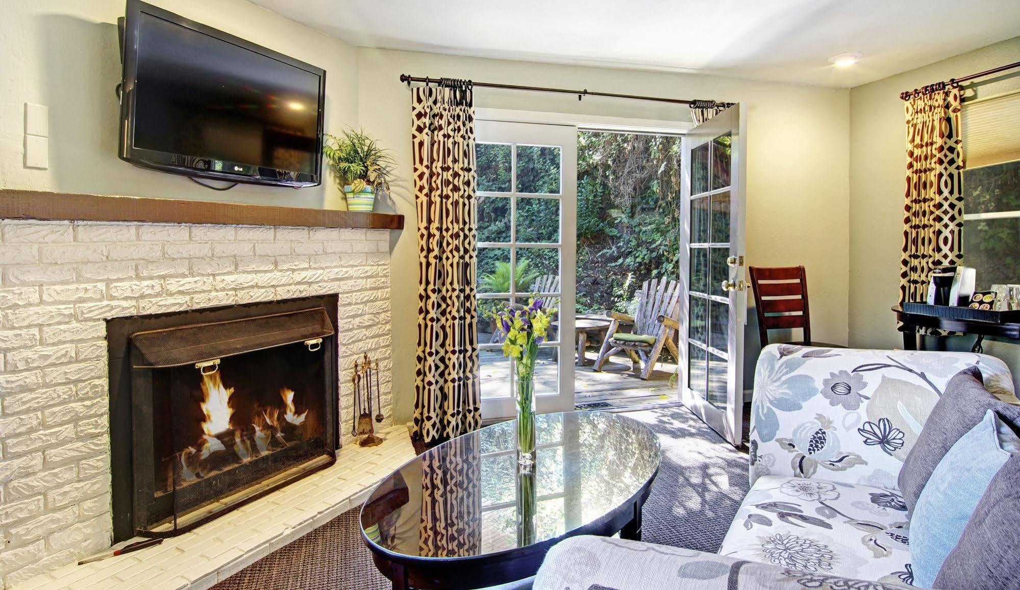 The Babbling Brook Inn Santa Cruz Extérieur photo
