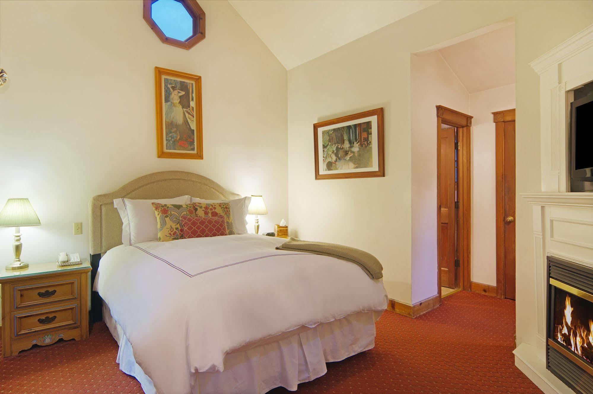 The Babbling Brook Inn Santa Cruz Extérieur photo